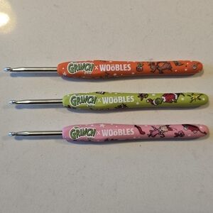 The Grinch Max Cindy Lou Who Woobles Crochet Hook Set